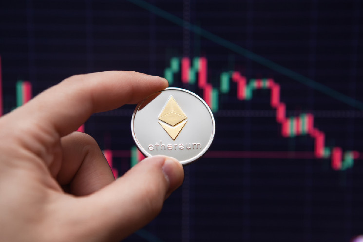 
			Объем торгов Ethereum-ETF в США снижается после начального интереса		